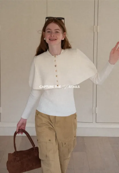 Wide leg utility pants with back pockets and side seams