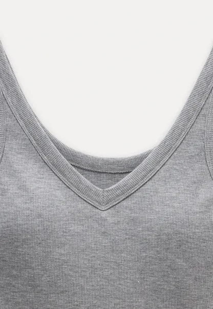 Women’s V-Neck Ribbed Knit Tank Top Sleeveless Basic Cami