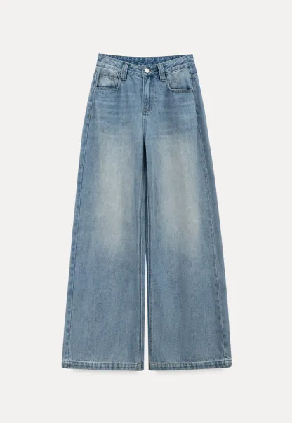 Wide leg high waist denim jeans with belt
