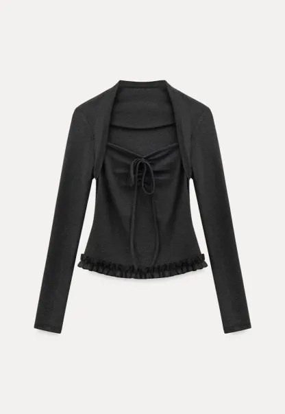 T shirt and casual pants with drawstring waist