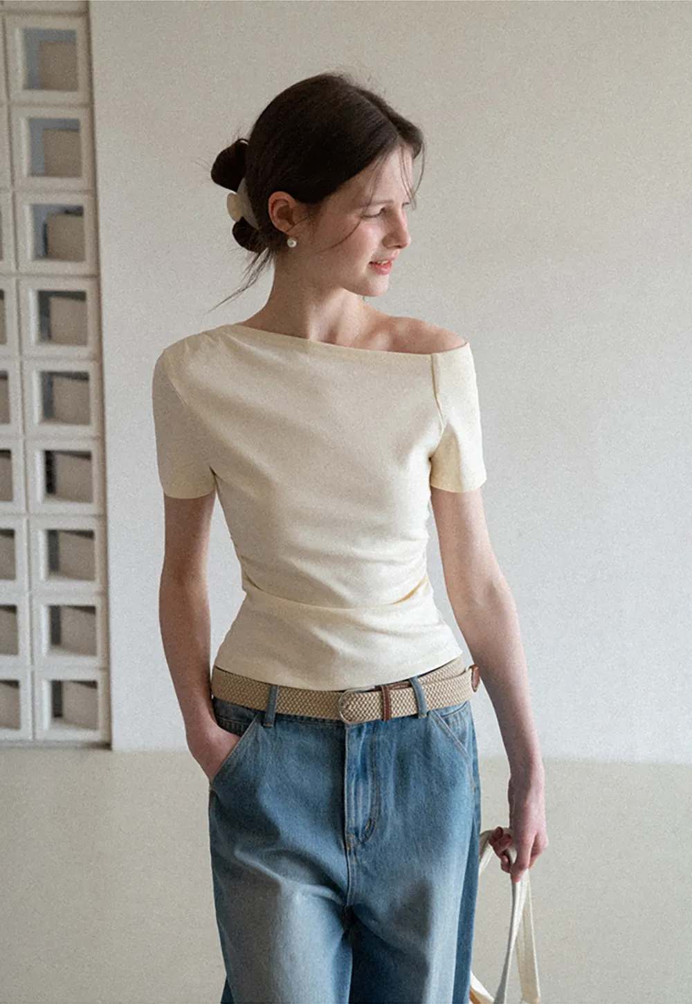 Off shoulder short sleeve fitted t shirt