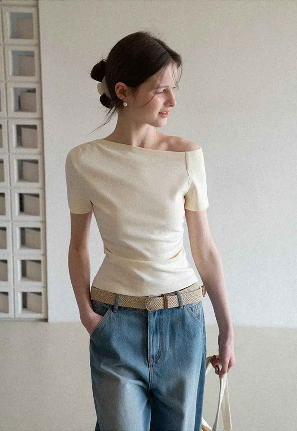 Off shoulder short sleeve fitted t shirt