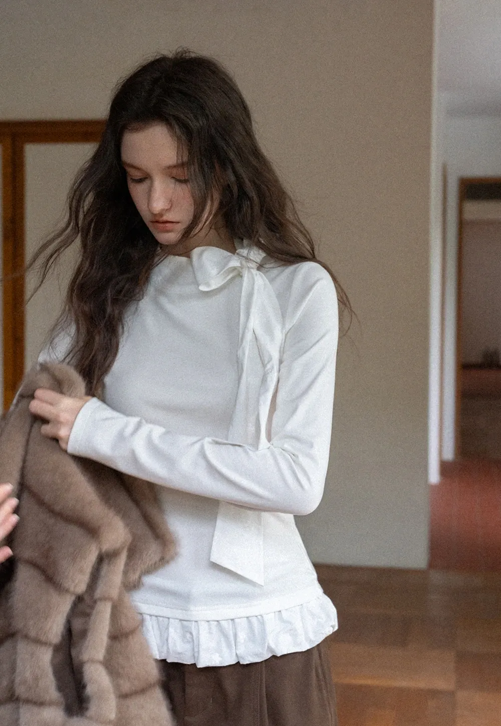 Fashionable White Long Sleeve Tee