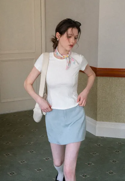 A-line mini skirt with front zipper and belt loops