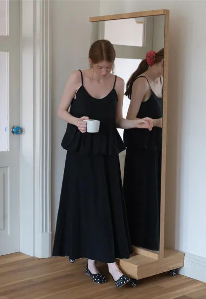 Women's High Waist Maxi Skirt with Flowing Hem