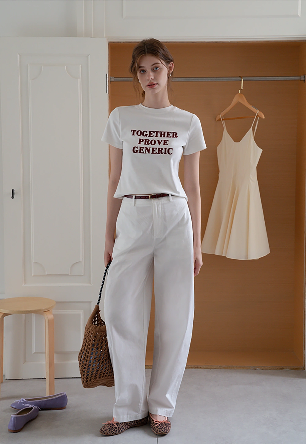 Women’s Letter Graphic Short-Sleeve Tee