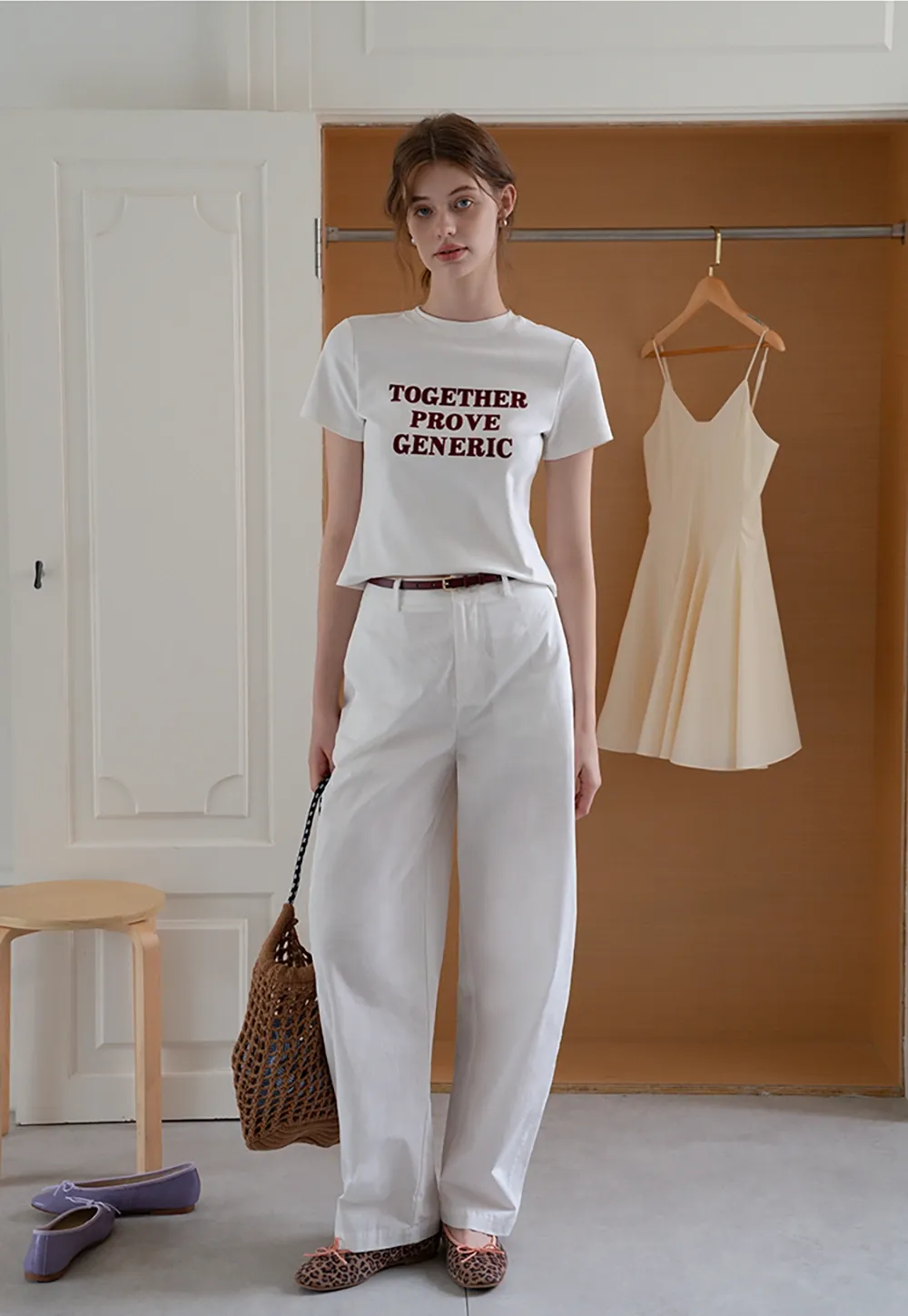 Women’s Letter Graphic Short-Sleeve Tee