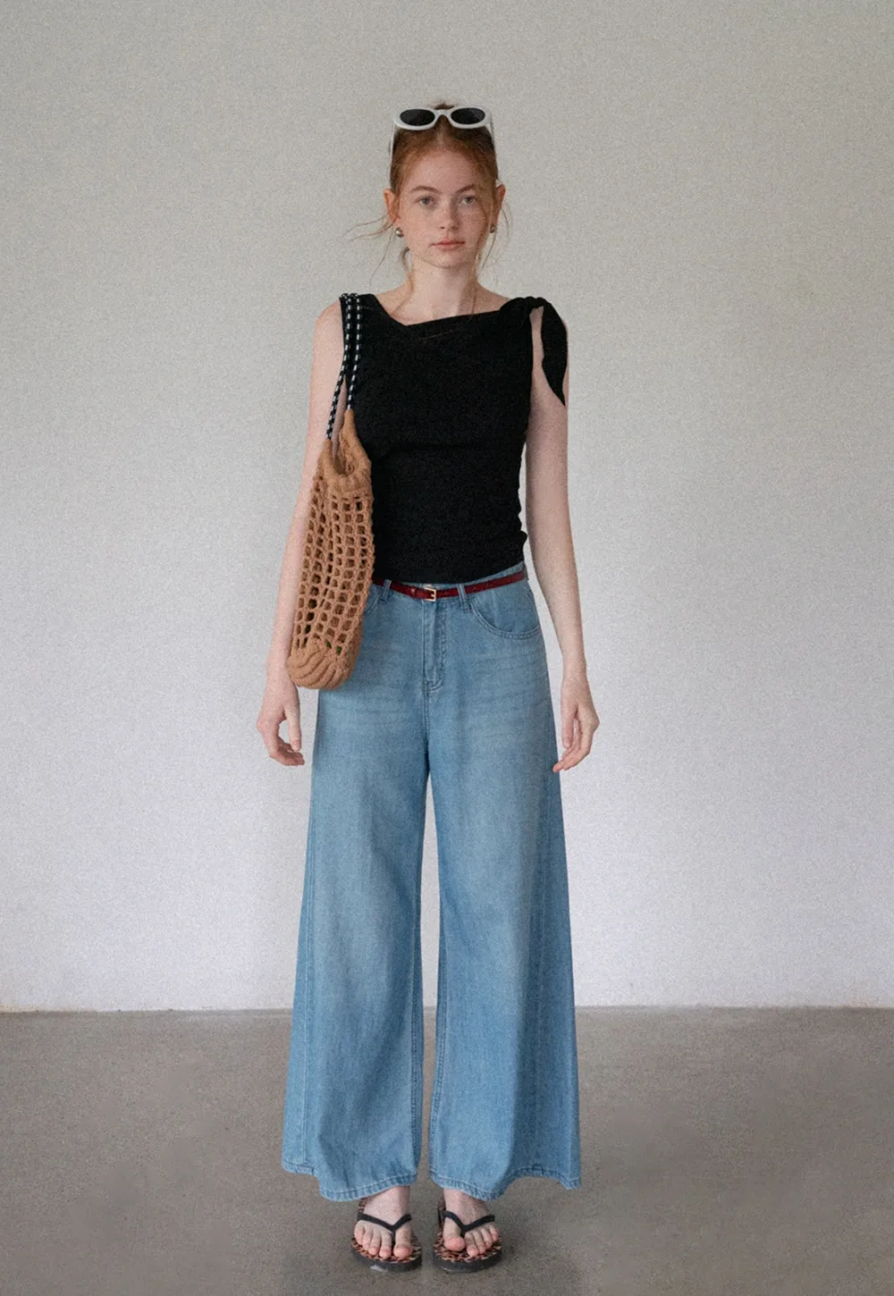 omen’s High Waist Wide Leg Jeans with Bow
