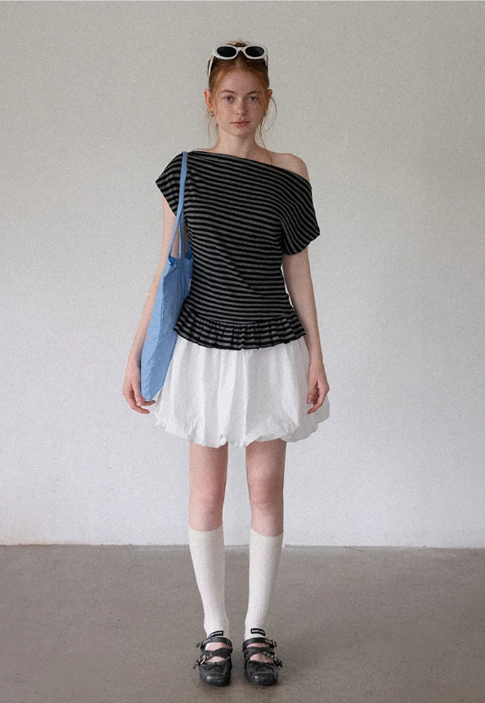 Women’s Striped Asymmetric Ruffle-Hem Tee