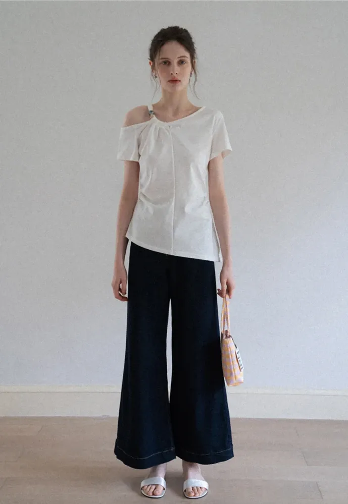 Women's Knotted Side Top with Beads