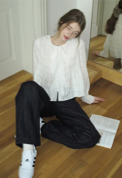 Women's Sheer Lace Tie Front Long Sleeve Blouse