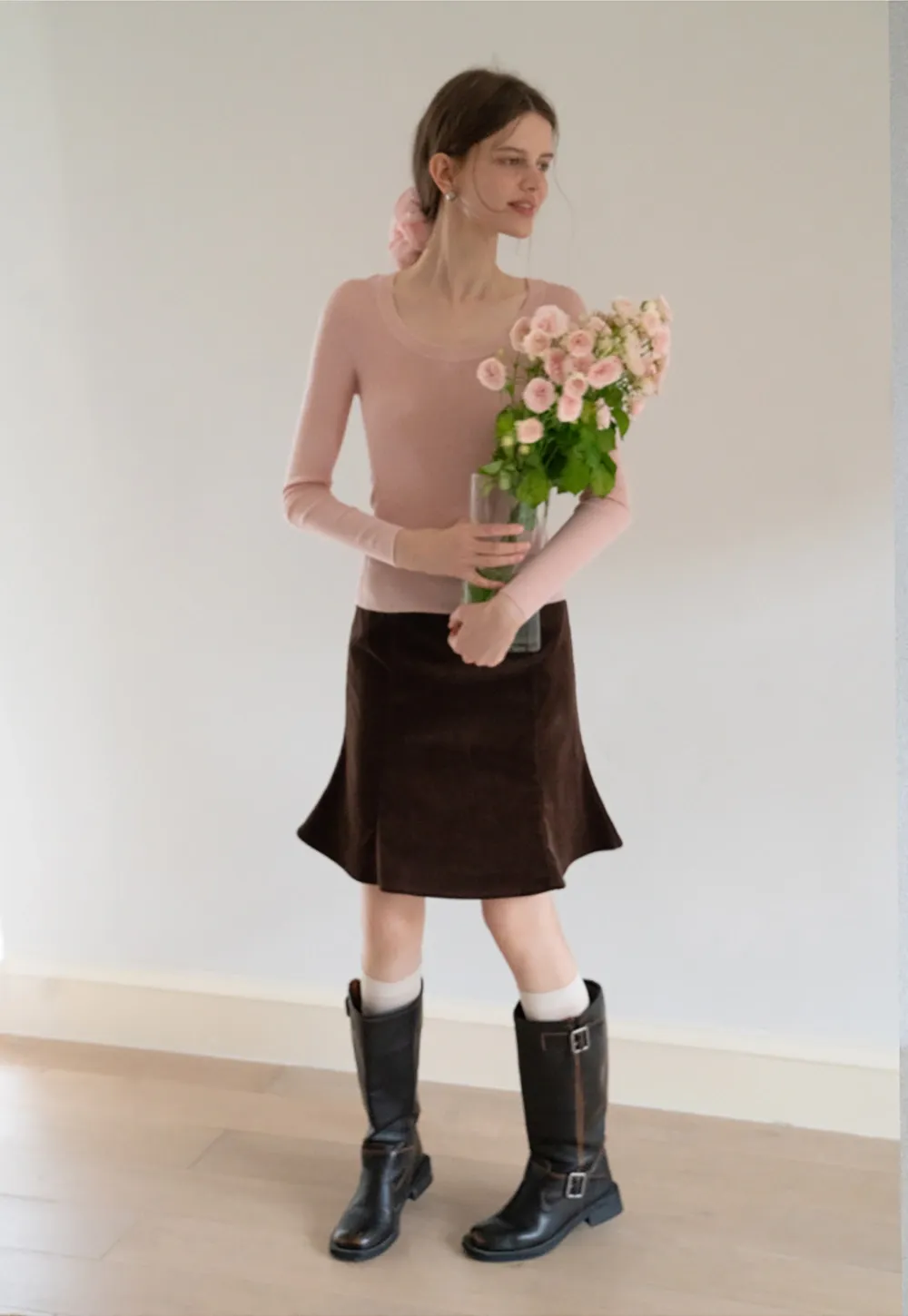 Women's Seamless U-Neck Long Sleeve Knit Top