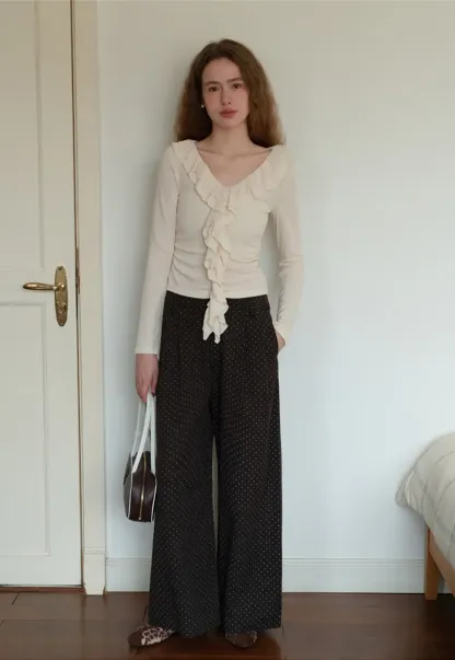 Ruffled V-Neck Long Sleeve Top