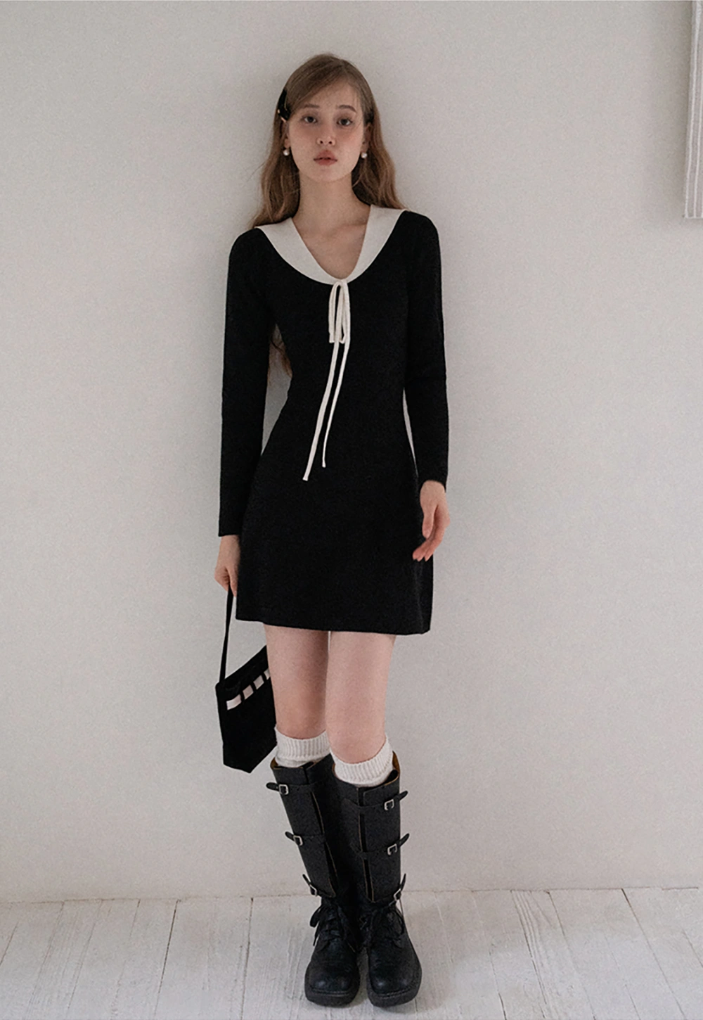 Womens Contrast Tie Collar Knit Dress