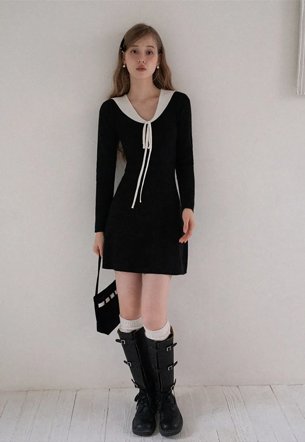 Womens Contrast Tie Collar Knit Dress