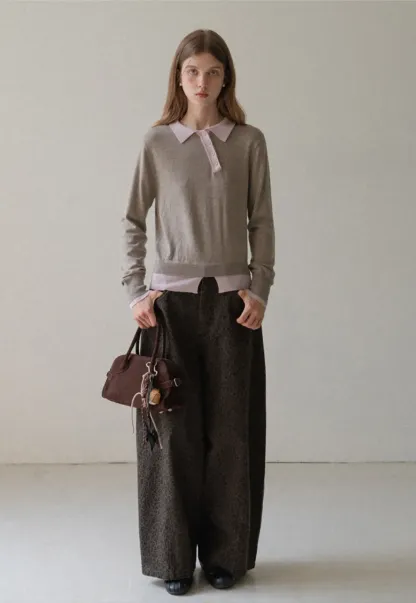 Contrast Collar Knit Top