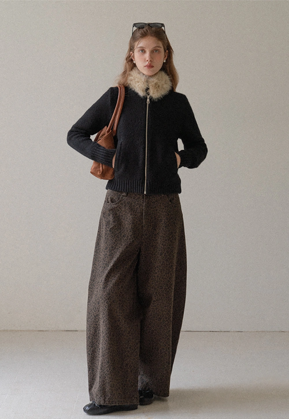 Women Faux Fur Collar Zip Up Short Jacket