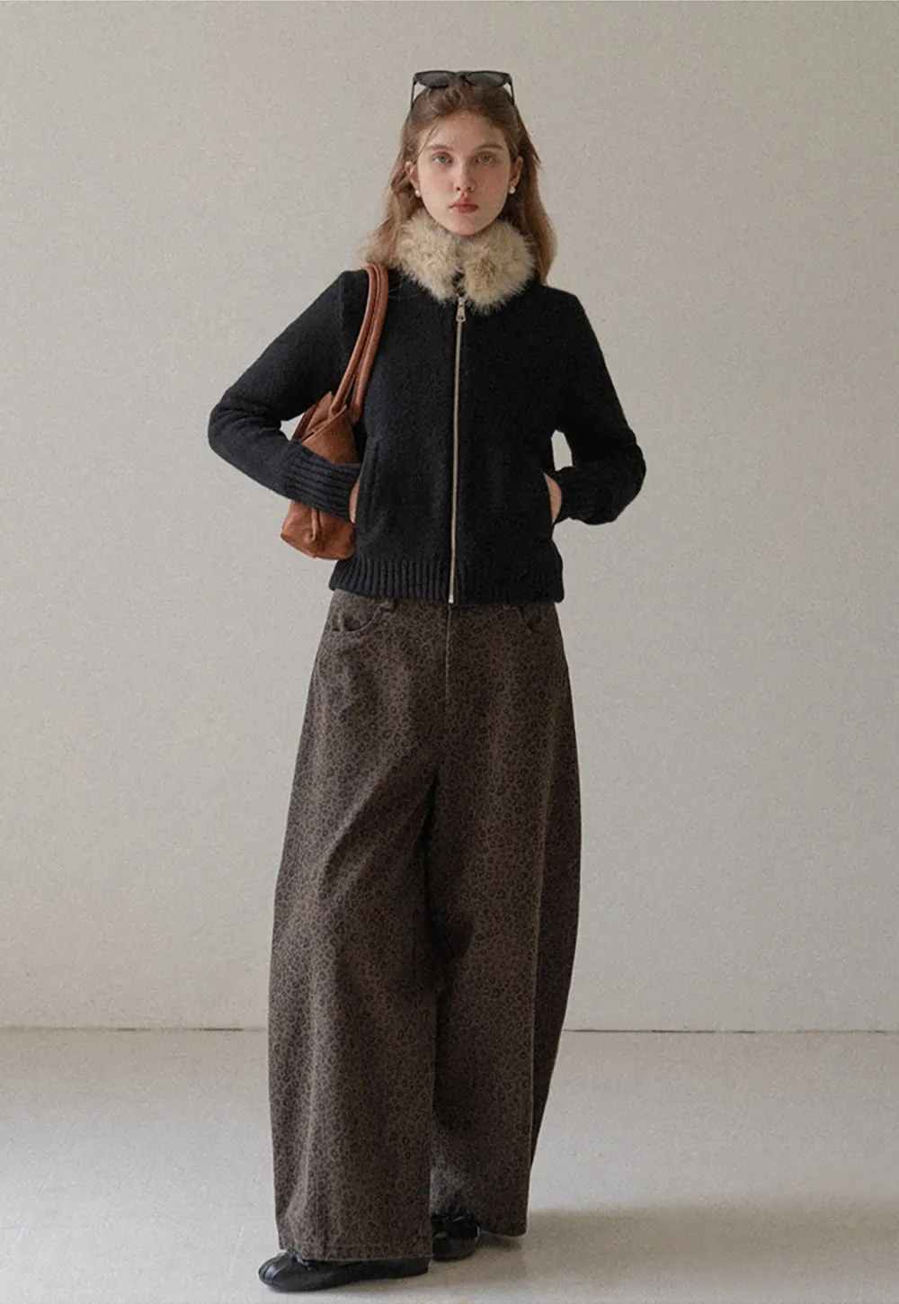 Women Faux Fur Collar Zip Up Short Jacket