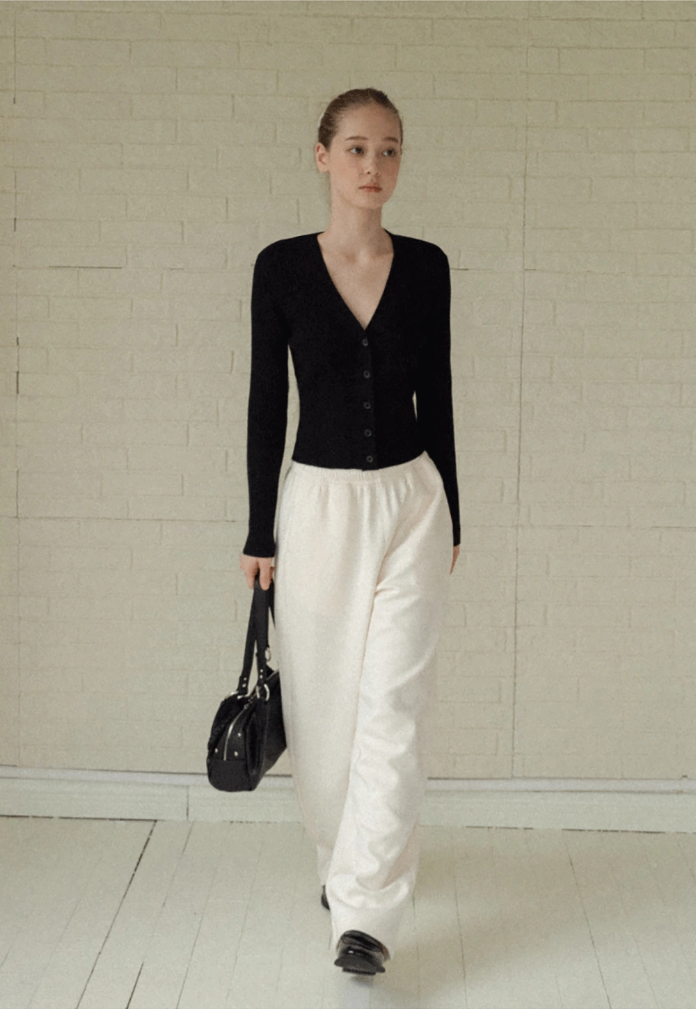 Women’s Ribbed V-Neck Cardigan with Button Detail