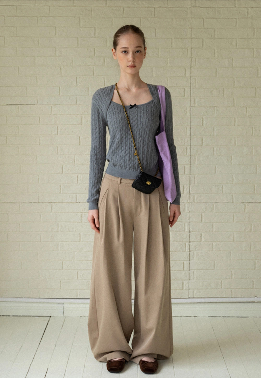 Casual Beige Wide-Leg Pants with Pleat Detail