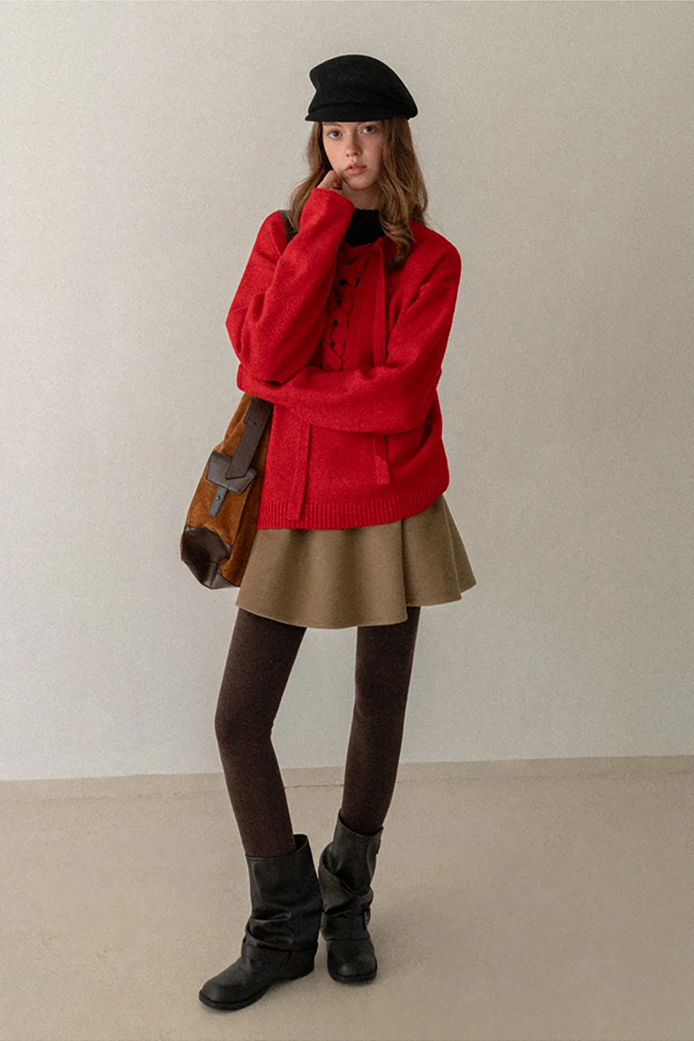 Chic Bow Tie Round Neck Sweater