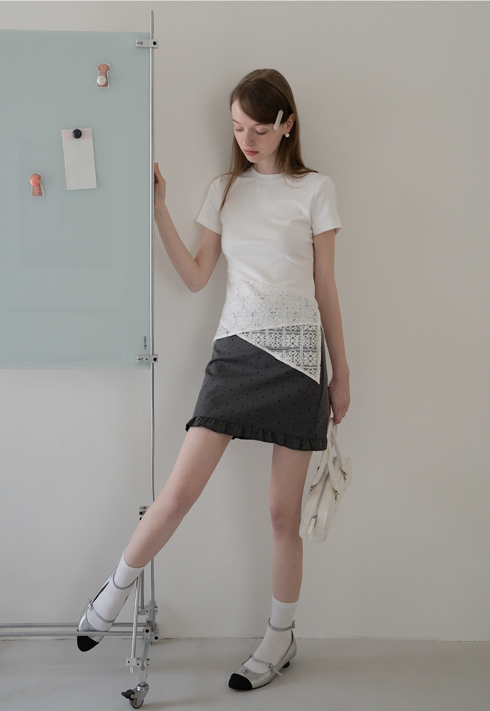 Asymmetric Hem T-Shirt with Lace Panel