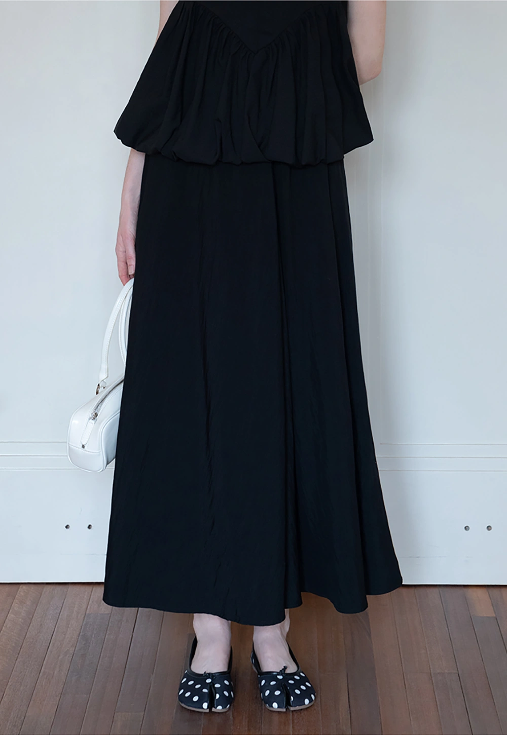 Women's High Waist Maxi Skirt with Flowing Hem