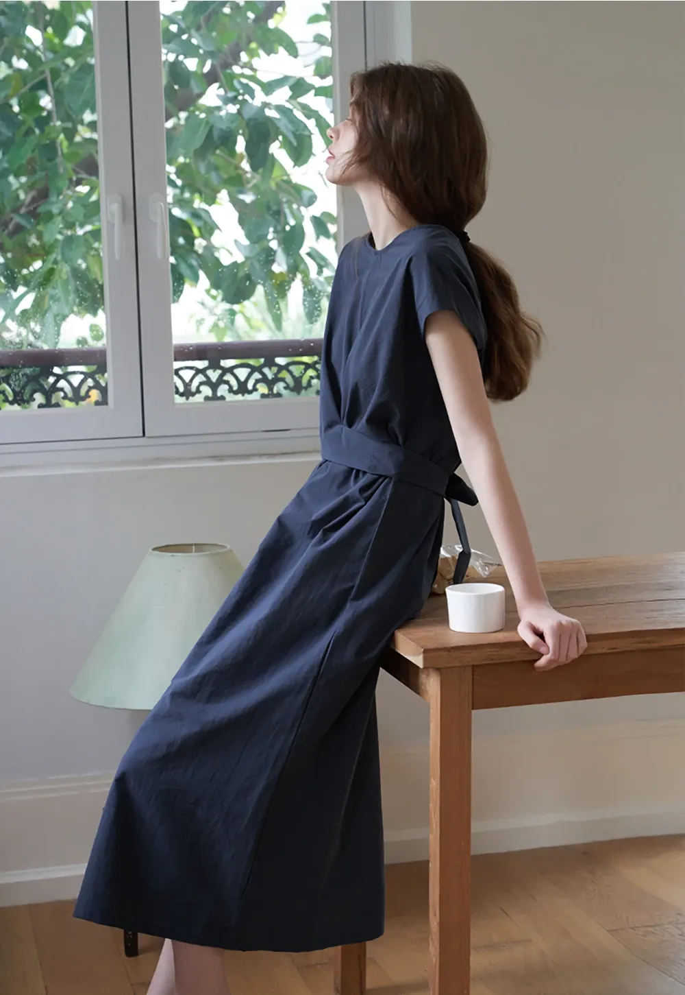 Women’s Twist-Front Sleeveless Midi Dress