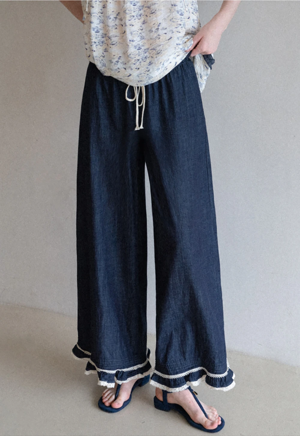 Lace Hem Wide Leg Jeans