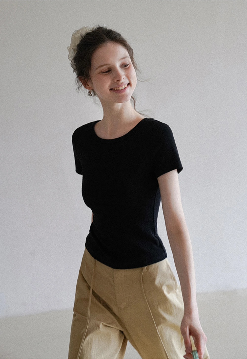 Women’s Backless Tie Short Sleeve Top