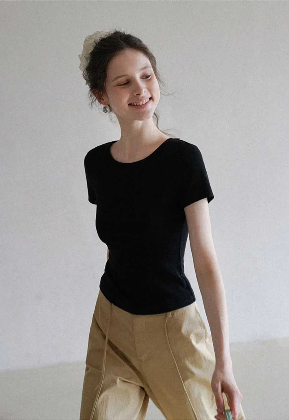 Women’s Backless Tie Short Sleeve Top
