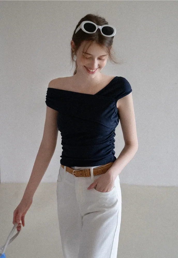Women’s Cross-Strap One-Shoulder Ruched Top