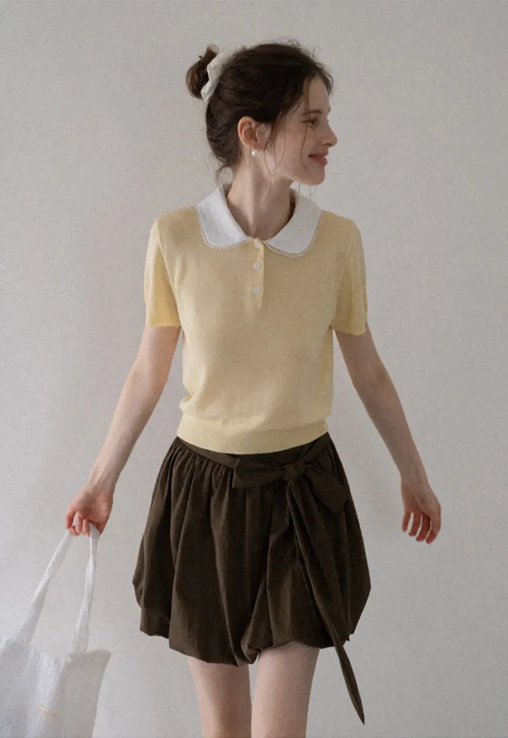 Contrast Peter Pan Collar Knit Top
