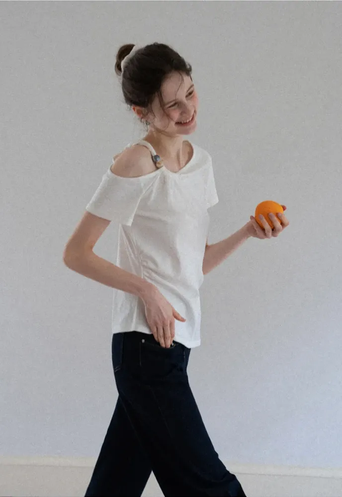 Women's Knotted Side Top with Beads