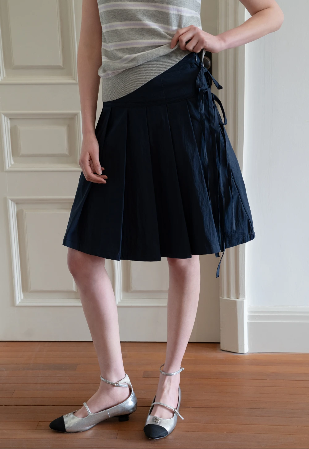 Women's Pleated Skirt with Side Ties