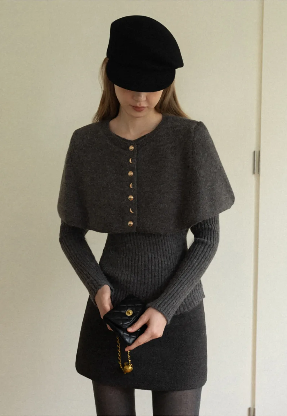 Cropped Buttoned Cape with V-Neck Fitted Thick Knit Sweater