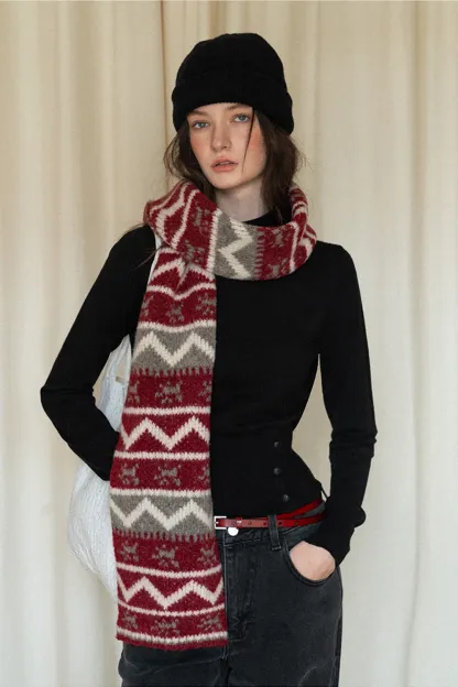 Stylish Fair Isle Patterned Long Knitted Scarf