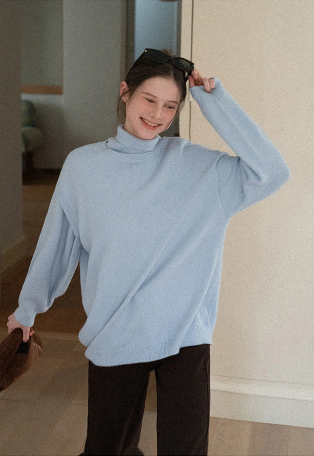 Cozy Blue Turtleneck Sweater with Relaxed Fit