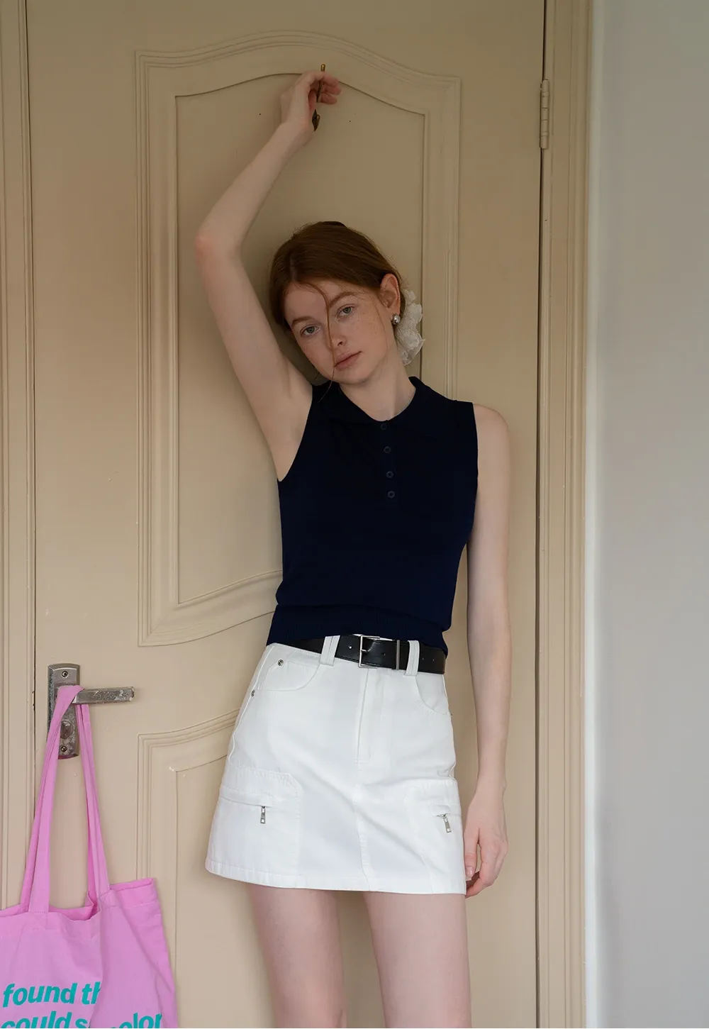 Women’s Sleeveless Collared Button-Up Knit Top