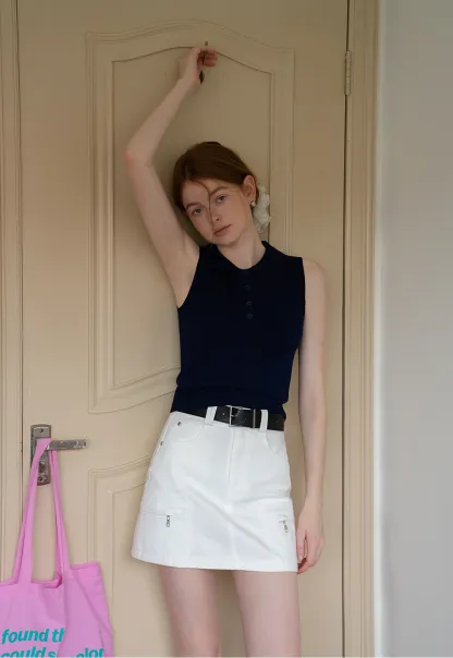 Women’s Sleeveless Collared Button-Up Knit Top