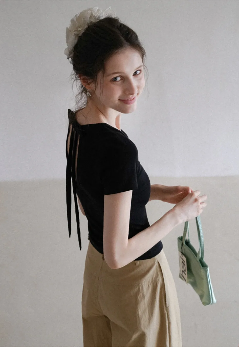 Women’s Backless Tie Short Sleeve Top