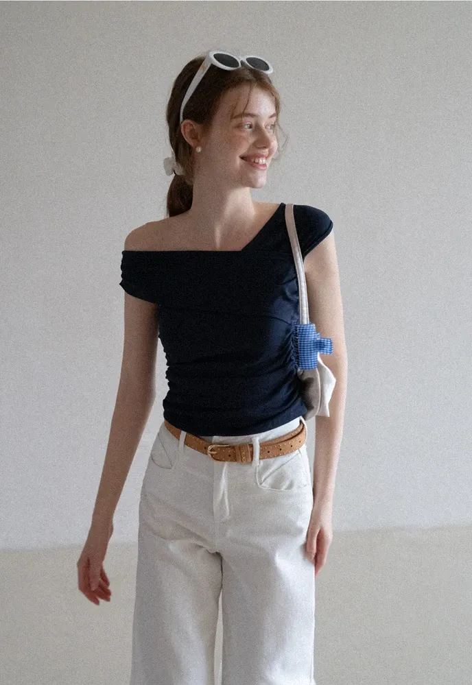 Women’s Cross-Strap One-Shoulder Ruched Top