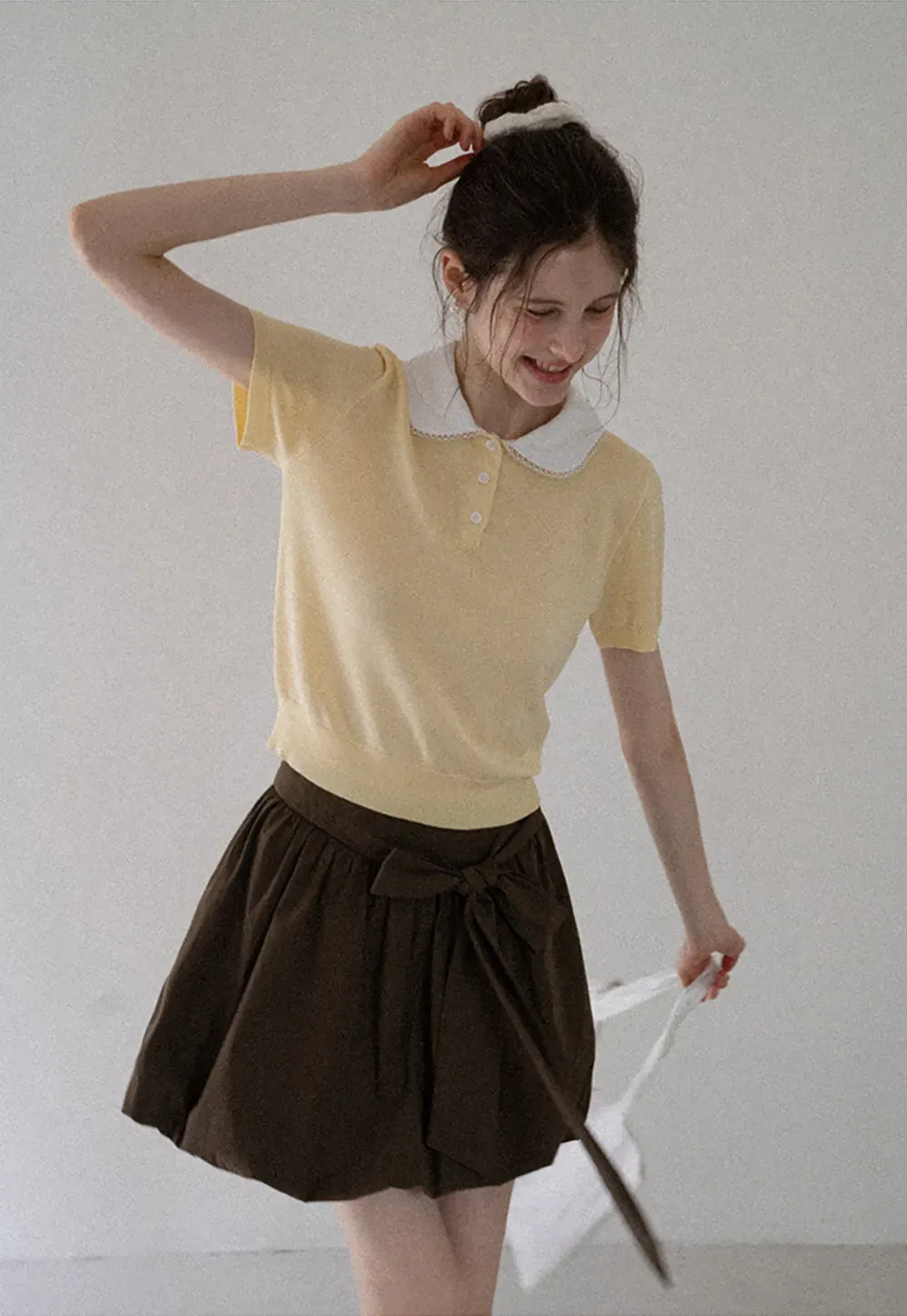 Contrast Peter Pan Collar Knit Top
