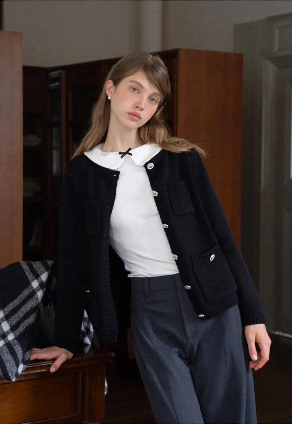 Crew Neck Knit Cardigan with Pockets