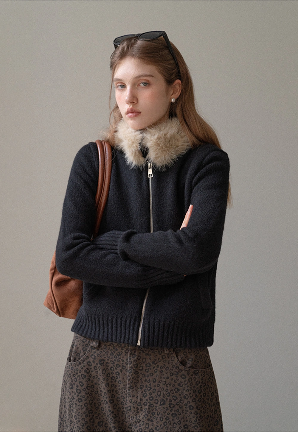 Women Faux Fur Collar Zip Up Short Jacket