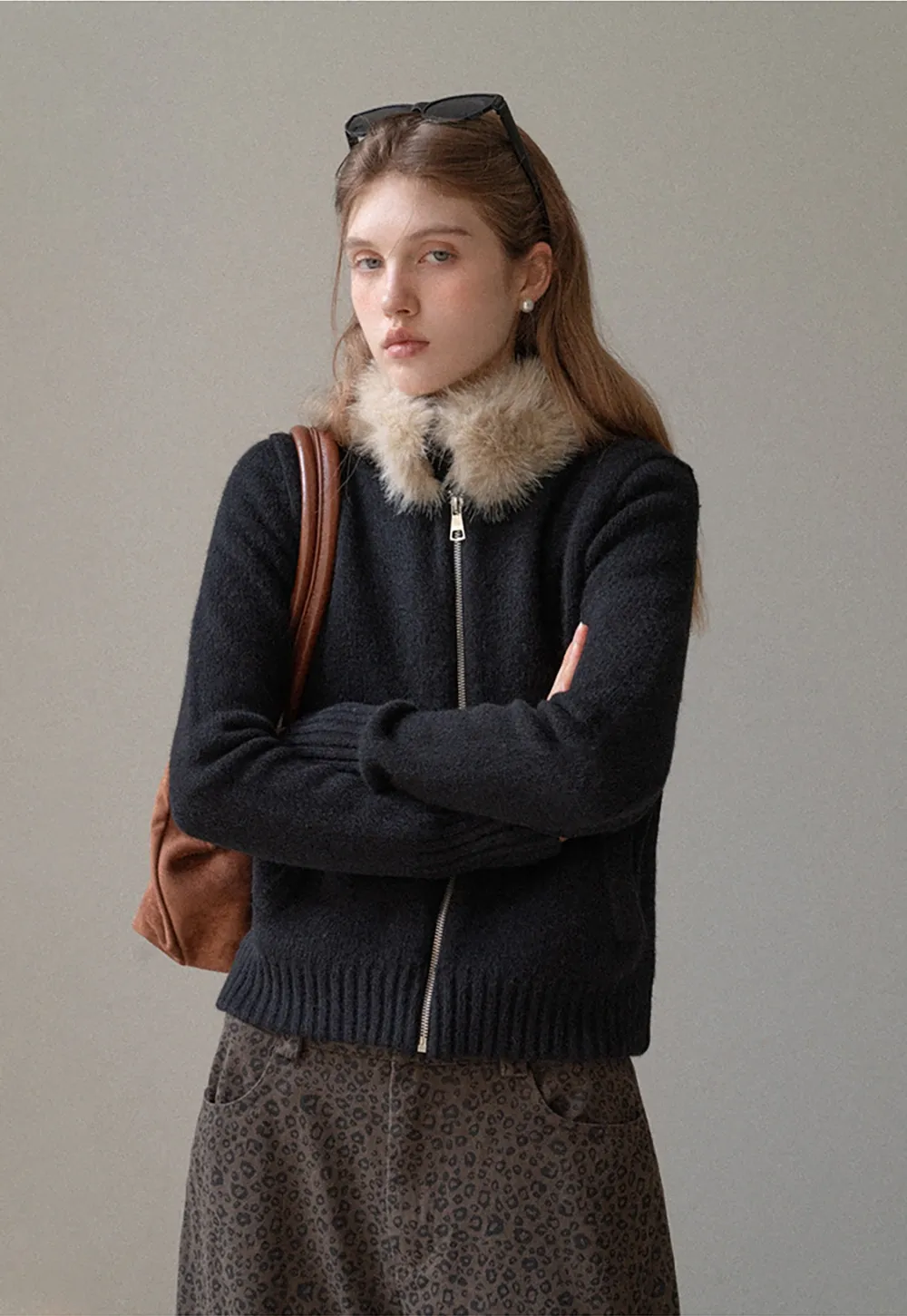 Women Faux Fur Collar Zip Up Short Jacket