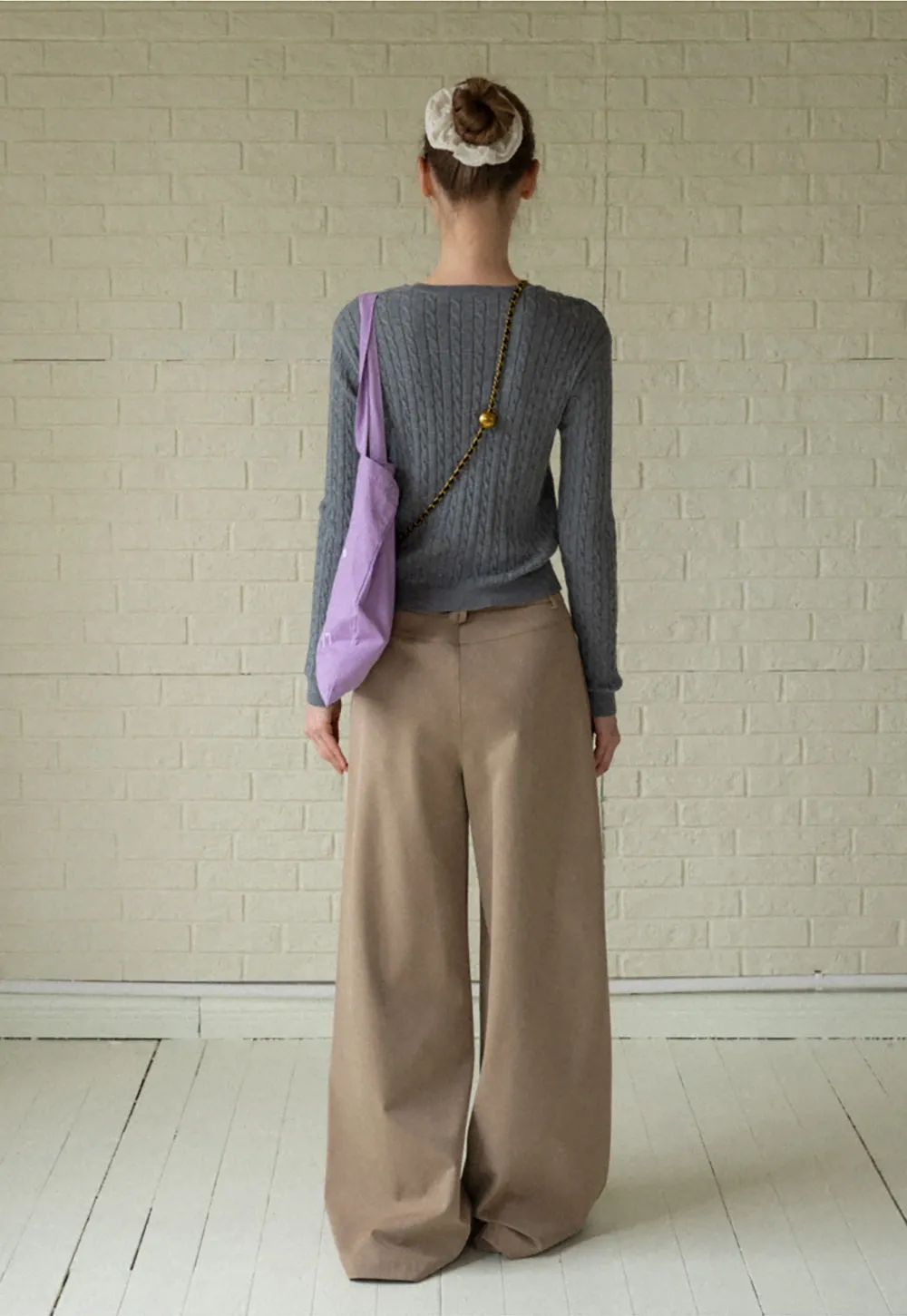 Casual Beige Wide-Leg Pants with Pleat Detail