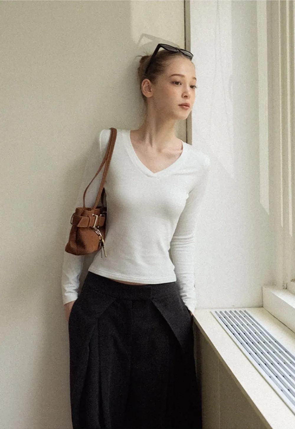 Women White V-Neck Long Sleeve Top