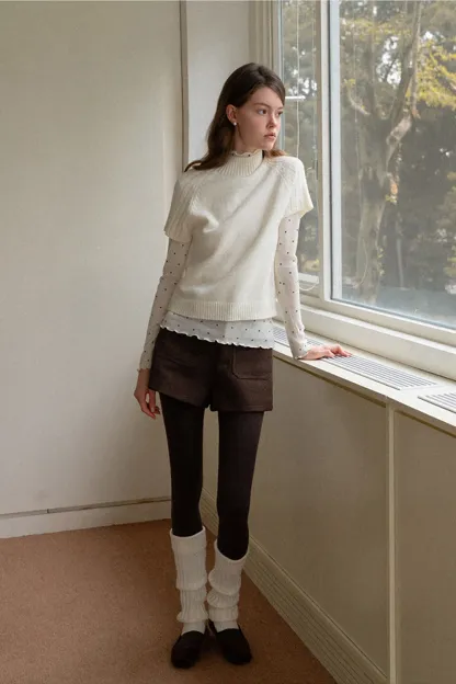 Cozy Wool Shorts with Big Pockets