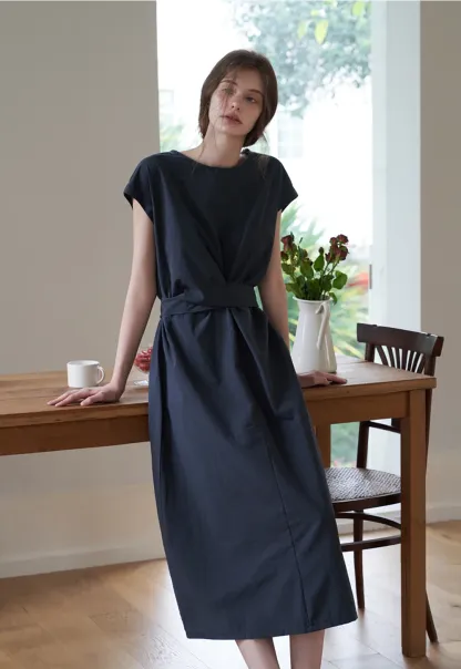 Women’s Twist-Front Sleeveless Midi Dress